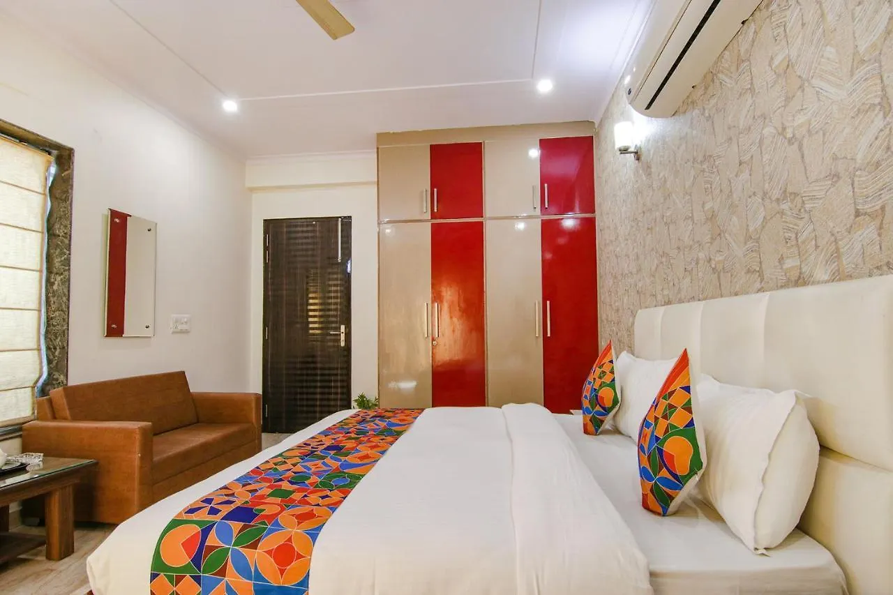 Homefort Stays - Sector 45 Near Cyber Park & Artemis Hospital Gurgáon Indie