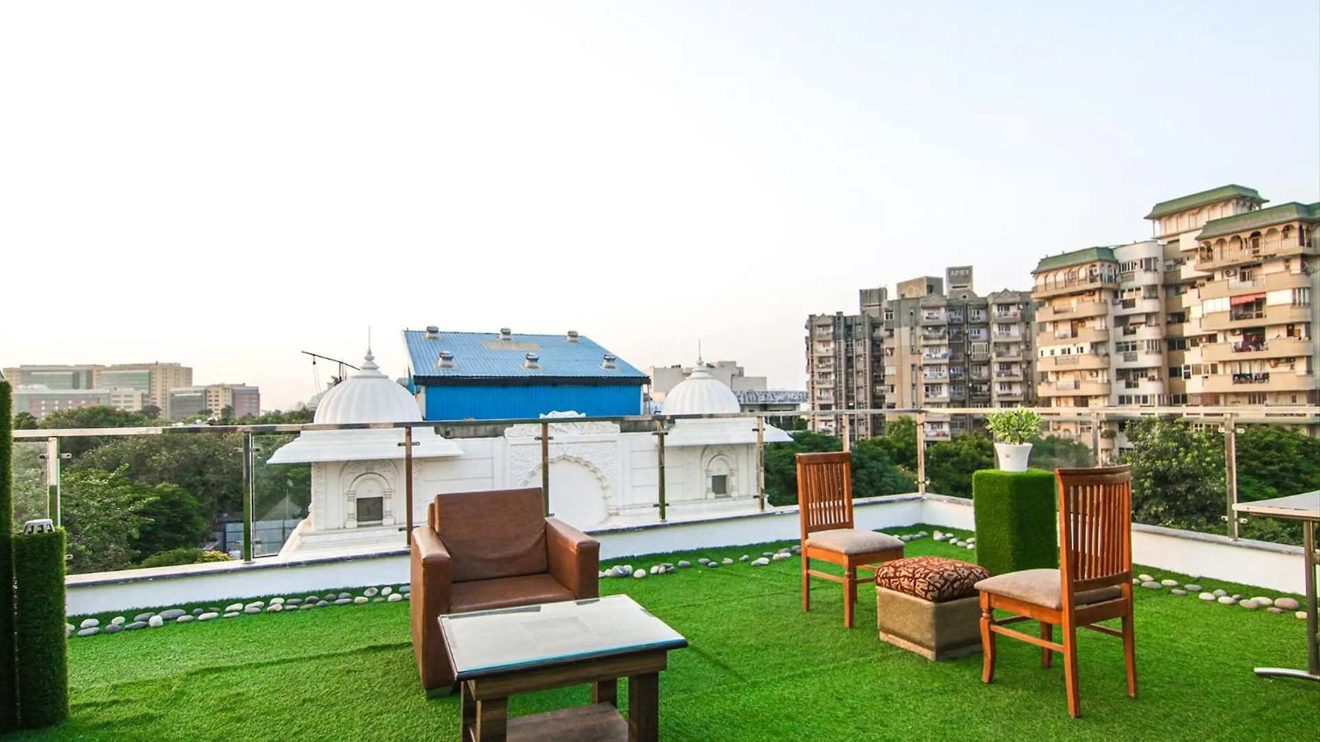 Homefort Stays - Sector 45 Near Cyber Park & Artemis Hospital Gurgaon 4*,