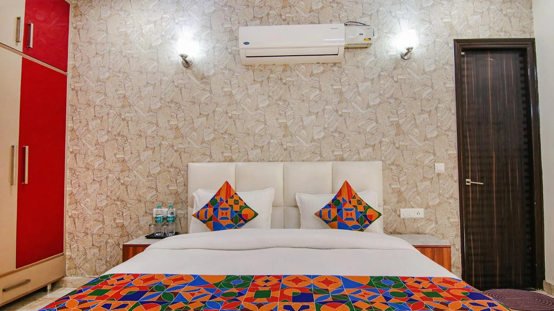 Hotel Homefort Stays - Sector 45 Near Cyber Park & Artemis Hospital Gurgaon